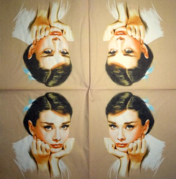 028 Celebrities - 3-ply - Audrey Hepburn